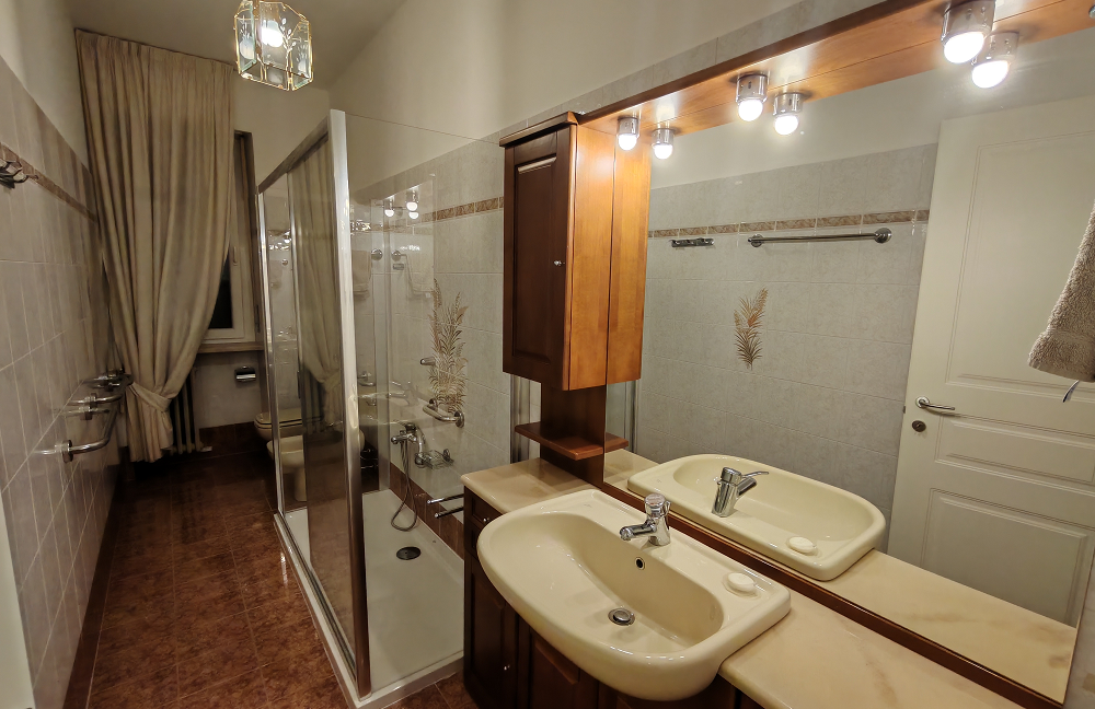 9EIMG_20251203_160105