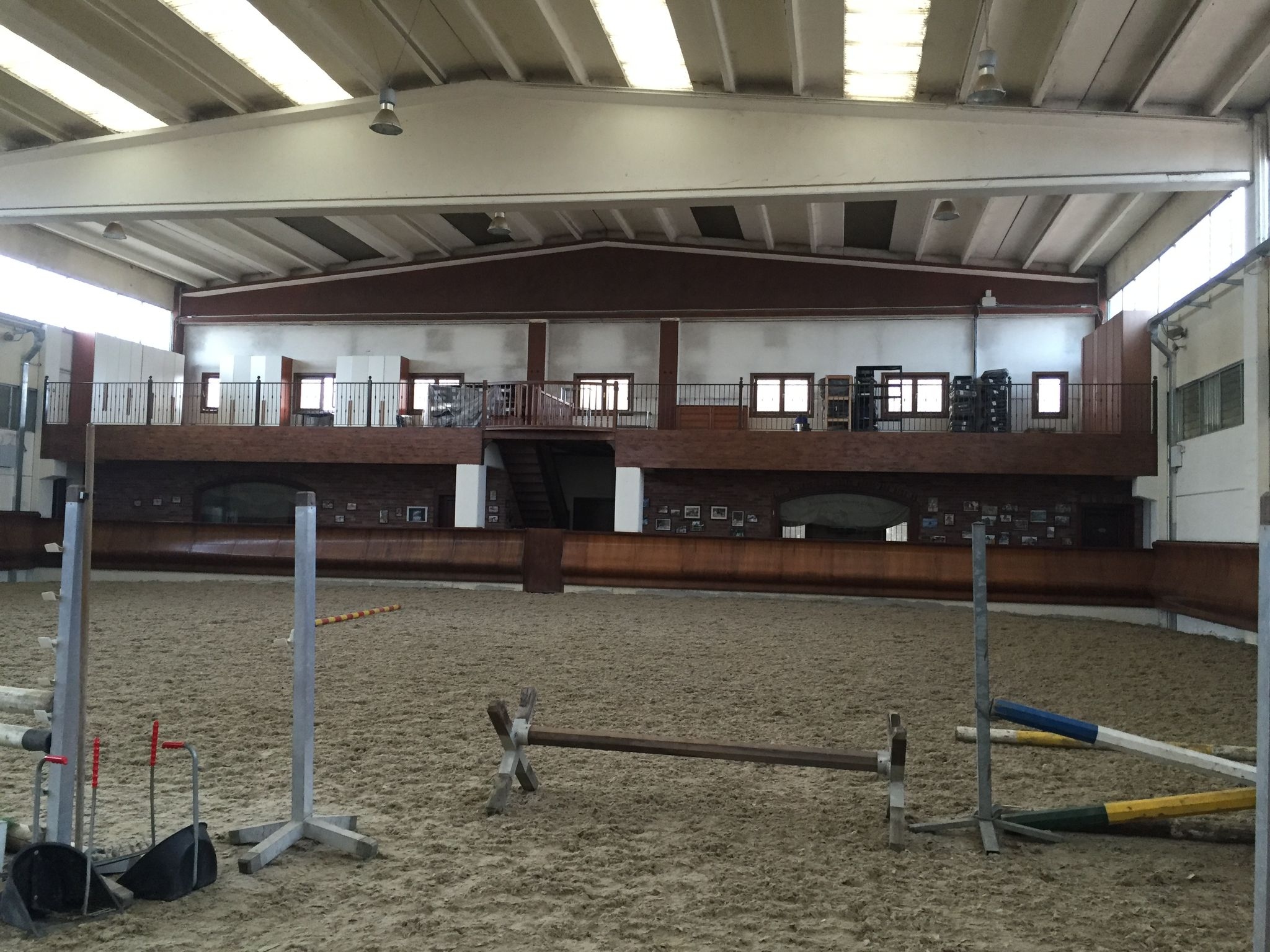 MANEGGIO SCUDERIA PIEMONTE VENDITA